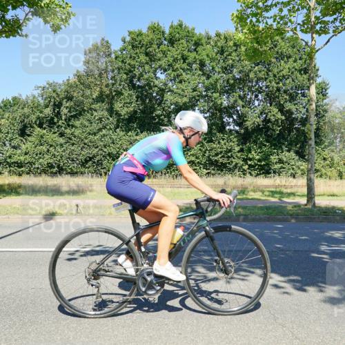 09.08.2026 - GEWOBA Citytriathlon Bremen Michael Burmester http://msf.ph/oto/9962034 09.08.2026 14:16:25 Radfahren 20, 58, 132, 203, 217, 220, 271, 284, 345, 351 meine-sportfotos.de