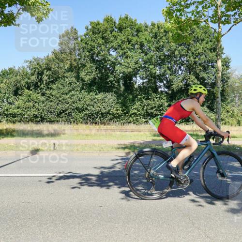 09.08.2026 - GEWOBA Citytriathlon Bremen Michael Burmester http://msf.ph/oto/9962037 09.08.2026 14:16:27 Radfahren 20, 58, 132, 203, 217, 220, 240, 271, 284, 345, 351, 360 meine-sportfotos.de