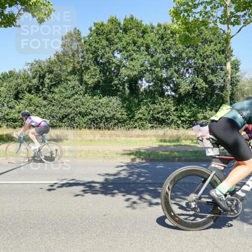 09.08.2026 - GEWOBA Citytriathlon Bremen Michael Burmester http://msf.ph/oto/9962047 09.08.2026 14:16:39 Radfahren 58, 132, 192, 203, 240, 325, 334, 360 meine-sportfotos.de