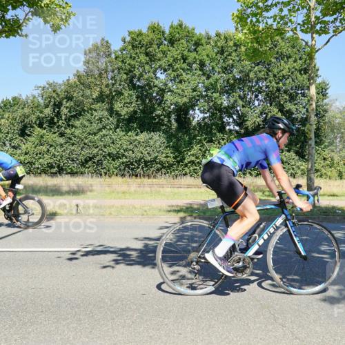 09.08.2026 - GEWOBA Citytriathlon Bremen Michael Burmester http://msf.ph/oto/9962057 09.08.2026 14:16:54 Radfahren 106, 236, 286, 334, 339 meine-sportfotos.de