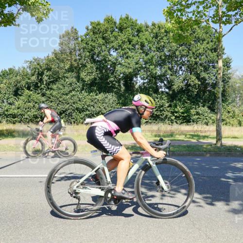 09.08.2026 - GEWOBA Citytriathlon Bremen Michael Burmester http://msf.ph/oto/9962081 09.08.2026 14:17:29 Radfahren 88, 101, 106, 110, 193, 274, 309, 321, 337, 356 meine-sportfotos.de