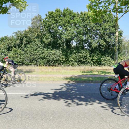 09.08.2026 - GEWOBA Citytriathlon Bremen Michael Burmester http://msf.ph/oto/9962085 09.08.2026 14:17:34 Radfahren 88, 106, 110, 193, 229, 269, 274, 309, 321, 337, 356, 429 meine-sportfotos.de
