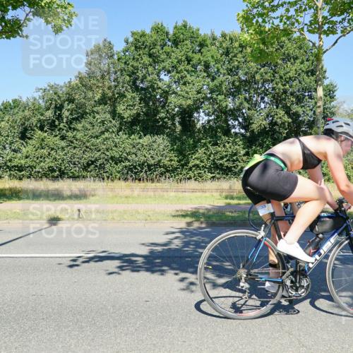 09.08.2026 - GEWOBA Citytriathlon Bremen Michael Burmester http://msf.ph/oto/9962105 09.08.2026 14:17:57 Radfahren 61, 65, 190, 205, 235, 290, 292, 293, 305, 316, 320, 336, 362, 364, 371, 378, 457, 485 meine-sportfotos.de