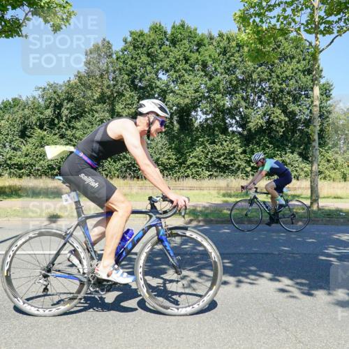 09.08.2026 - GEWOBA Citytriathlon Bremen Michael Burmester http://msf.ph/oto/9962114 09.08.2026 14:18:09 Radfahren 61, 87, 242, 292, 300, 312, 343, 362, 364, 371, 404, 453, 462, 466, 527 meine-sportfotos.de
