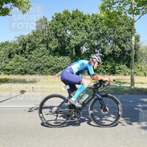 09.08.2026 - GEWOBA Citytriathlon Bremen Michael Burmester http://msf.ph/oto/9962119 09.08.2026 14:18:15 Radfahren 61, 87, 207, 242, 288, 300, 312, 343, 363, 404, 453, 462, 466, 527 meine-sportfotos.de