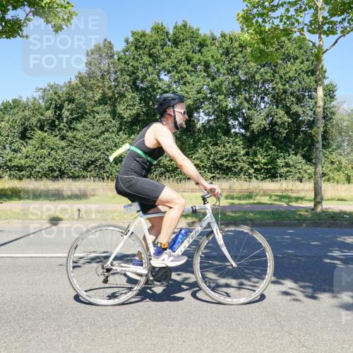09.08.2026 - GEWOBA Citytriathlon Bremen Michael Burmester http://msf.ph/oto/9962131 09.08.2026 14:18:30 Radfahren 18, 202, 207, 213, 276, 280, 288, 307, 363, 369, 377, 448 meine-sportfotos.de