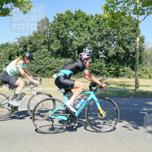 09.08.2026 - GEWOBA Citytriathlon Bremen Michael Burmester http://msf.ph/oto/9962145 09.08.2026 14:18:43 Radfahren 107, 173, 202, 210, 221, 227, 266, 277, 280, 289, 297, 314, 324, 344, 347, 352, 369, 377, 385 meine-sportfotos.de