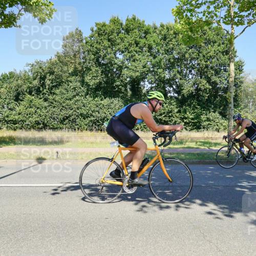 09.08.2026 - GEWOBA Citytriathlon Bremen Michael Burmester http://msf.ph/oto/9962159 09.08.2026 14:18:59 Radfahren 107, 210, 223, 227, 238, 244, 266, 289, 324, 341, 344, 370, 373, 403, 455 meine-sportfotos.de