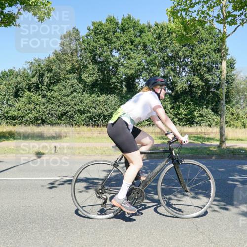 09.08.2026 - GEWOBA Citytriathlon Bremen Michael Burmester http://msf.ph/oto/9962173 09.08.2026 14:19:19 Radfahren 197, 204, 216, 223, 253, 306, 335, 434, 487, 523 meine-sportfotos.de