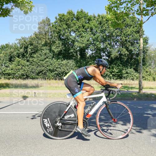 09.08.2026 - GEWOBA Citytriathlon Bremen Michael Burmester http://msf.ph/oto/9962175 09.08.2026 14:19:22 Radfahren 197, 204, 216, 230, 261, 335, 434, 487, 521, 523 meine-sportfotos.de
