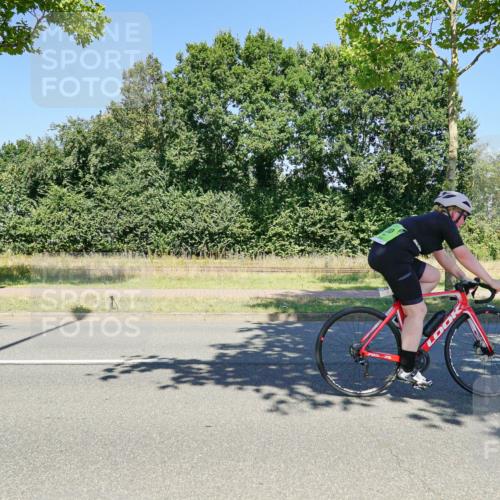 09.08.2026 - GEWOBA Citytriathlon Bremen Michael Burmester http://msf.ph/oto/9962187 09.08.2026 14:19:36 Radfahren 142, 166, 206, 230, 234, 261, 262, 273, 281, 319, 326, 330, 342, 434, 454, 521, 523 meine-sportfotos.de