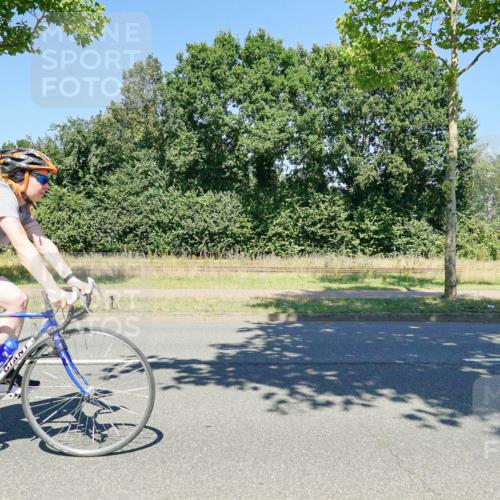 09.08.2026 - GEWOBA Citytriathlon Bremen Michael Burmester http://msf.ph/oto/9962189 09.08.2026 14:19:38 Radfahren 142, 166, 196, 206, 222, 230, 234, 261, 262, 273, 281, 319, 326, 330, 342, 434, 454, 521 meine-sportfotos.de