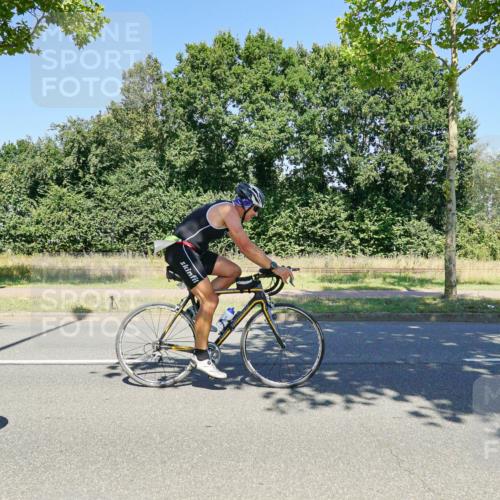 09.08.2026 - GEWOBA Citytriathlon Bremen Michael Burmester http://msf.ph/oto/9962198 09.08.2026 14:19:47 Radfahren 142, 166, 196, 206, 209, 222, 224, 234, 239, 258, 262, 273, 319, 326, 400, 454, 458, 522 meine-sportfotos.de