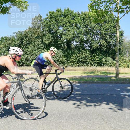 09.08.2026 - GEWOBA Citytriathlon Bremen Michael Burmester http://msf.ph/oto/9962232 09.08.2026 14:20:28 Radfahren 233, 250, 282, 338, 384, 398, 417, 450, 456, 482, 532 meine-sportfotos.de