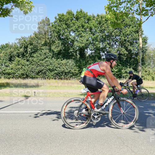 09.08.2026 - GEWOBA Citytriathlon Bremen Michael Burmester http://msf.ph/oto/9962285 09.08.2026 14:21:38 Radfahren 23, 138, 194, 195, 201, 299, 358, 393, 421, 423, 428, 525 meine-sportfotos.de