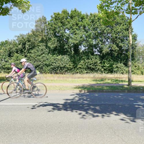 09.08.2026 - GEWOBA Citytriathlon Bremen Michael Burmester http://msf.ph/oto/9962291 09.08.2026 14:21:44 Radfahren 23, 138, 194, 195, 201, 358, 393, 423, 437, 442, 449 meine-sportfotos.de