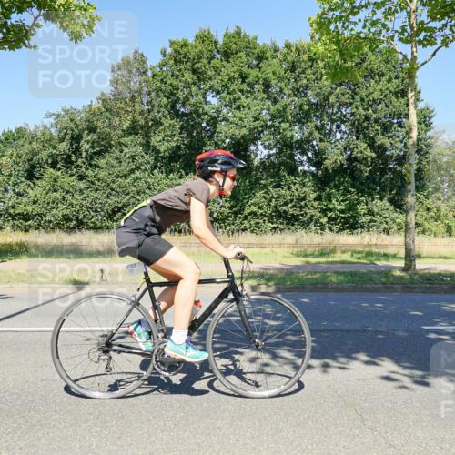 09.08.2026 - GEWOBA Citytriathlon Bremen Michael Burmester http://msf.ph/oto/9962297 09.08.2026 14:21:52 Radfahren 23, 195, 358, 393, 423, 437, 442, 449 meine-sportfotos.de