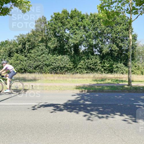 09.08.2026 - GEWOBA Citytriathlon Bremen Michael Burmester http://msf.ph/oto/9962302 09.08.2026 14:22:02 Radfahren 212, 219, 296, 303, 311, 437 meine-sportfotos.de