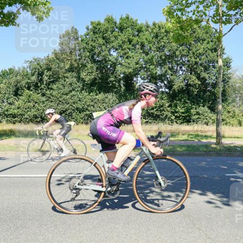09.08.2026 - GEWOBA Citytriathlon Bremen Michael Burmester http://msf.ph/oto/9962328 09.08.2026 14:22:48 Radfahren 188, 259, 298, 372, 381, 411, 452, 486 meine-sportfotos.de
