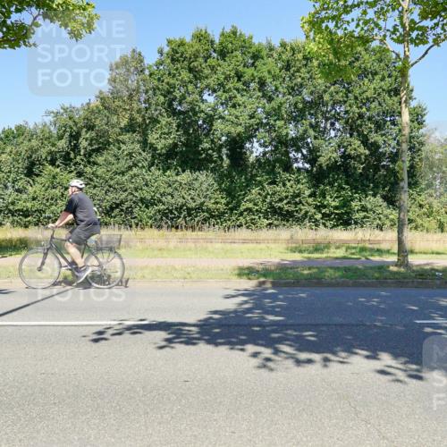 09.08.2026 - GEWOBA Citytriathlon Bremen Michael Burmester http://msf.ph/oto/9962334 09.08.2026 14:22:54 Radfahren 188, 245, 259, 298, 372, 452, 480, 486 meine-sportfotos.de