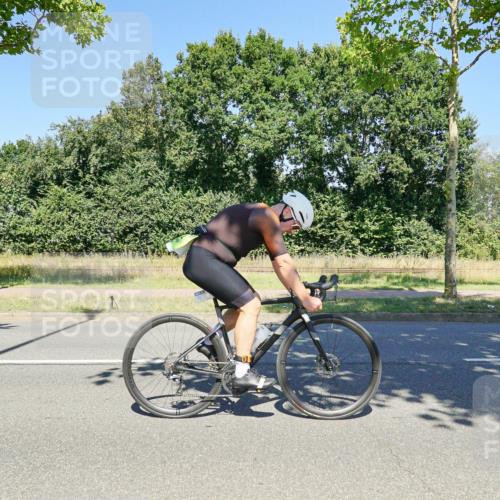 09.08.2026 - GEWOBA Citytriathlon Bremen Michael Burmester http://msf.ph/oto/9962335 09.08.2026 14:22:56 Radfahren 188, 245, 259, 267, 298, 372, 419, 452, 480, 486 meine-sportfotos.de