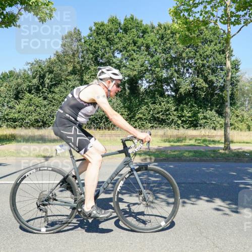 09.08.2026 - GEWOBA Citytriathlon Bremen Michael Burmester http://msf.ph/oto/9962354 09.08.2026 14:23:27 Radfahren 31, 318, 375, 379, 424, 426, 441, 463, 467 meine-sportfotos.de