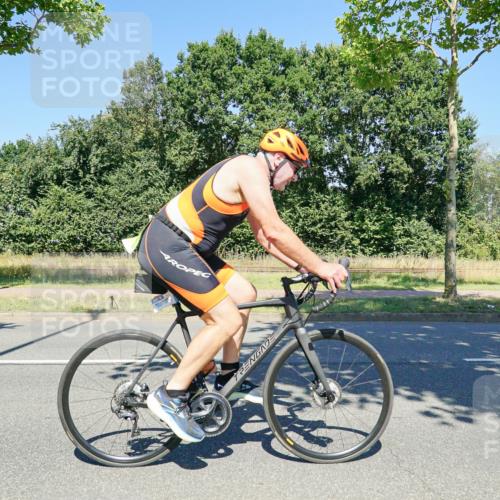 09.08.2026 - GEWOBA Citytriathlon Bremen Michael Burmester http://msf.ph/oto/9962376 09.08.2026 14:24:03 Radfahren 55, 246, 315, 430, 465, 468, 471, 472, 478 meine-sportfotos.de
