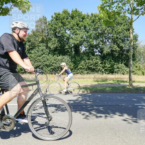 09.08.2026 - GEWOBA Citytriathlon Bremen Michael Burmester http://msf.ph/oto/9962389 09.08.2026 14:24:25 Radfahren 160, 361, 367, 436, 451, 483, 488, 495, 502, 505 meine-sportfotos.de