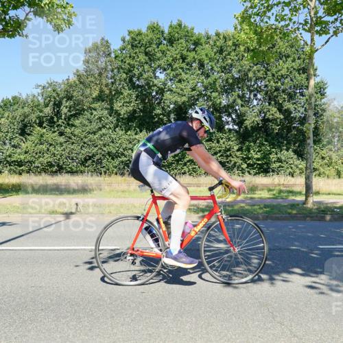 09.08.2026 - GEWOBA Citytriathlon Bremen Michael Burmester http://msf.ph/oto/9962407 09.08.2026 14:25:05 Radfahren 112, 380, 524 meine-sportfotos.de