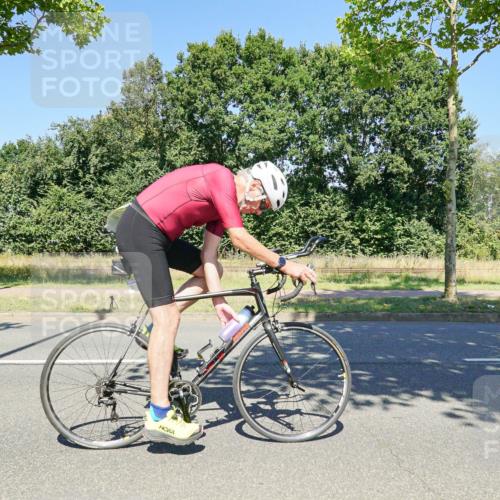 09.08.2026 - GEWOBA Citytriathlon Bremen Michael Burmester http://msf.ph/oto/9962437 09.08.2026 14:26:03 Radfahren 78, 185, 189, 387, 392, 406, 474, 476, 506 meine-sportfotos.de