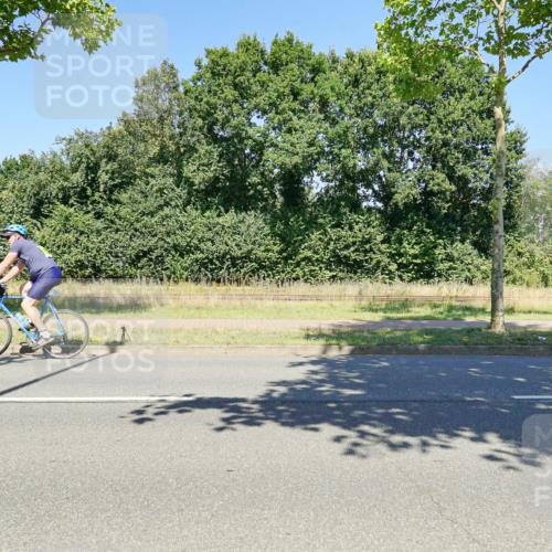 09.08.2026 - GEWOBA Citytriathlon Bremen Michael Burmester http://msf.ph/oto/9962445 09.08.2026 14:26:17 Radfahren 32, 51, 176, 366, 392, 459, 497, 506 meine-sportfotos.de