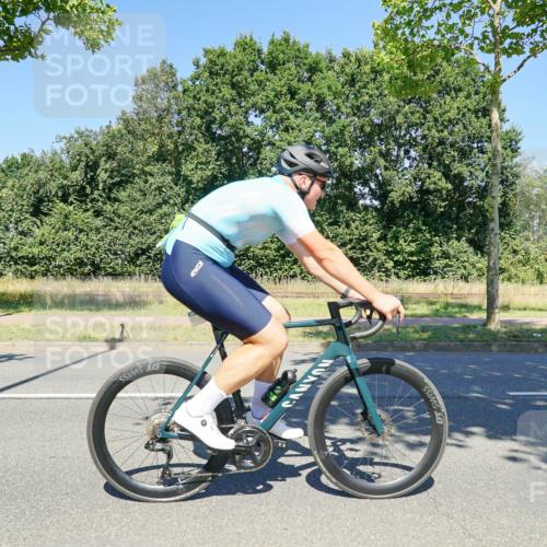 09.08.2026 - GEWOBA Citytriathlon Bremen Michael Burmester http://msf.ph/oto/9962451 09.08.2026 14:26:30 Radfahren 16, 29, 32, 51, 176, 178, 408, 497 meine-sportfotos.de