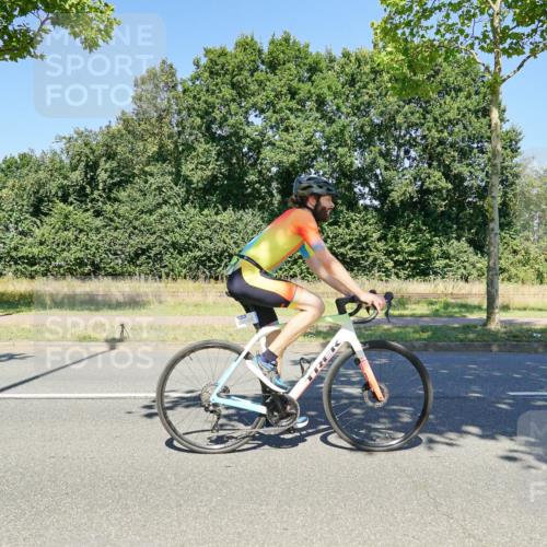 09.08.2026 - GEWOBA Citytriathlon Bremen Michael Burmester http://msf.ph/oto/9962453 09.08.2026 14:26:35 Radfahren 15, 16, 29, 32, 178, 408, 497 meine-sportfotos.de
