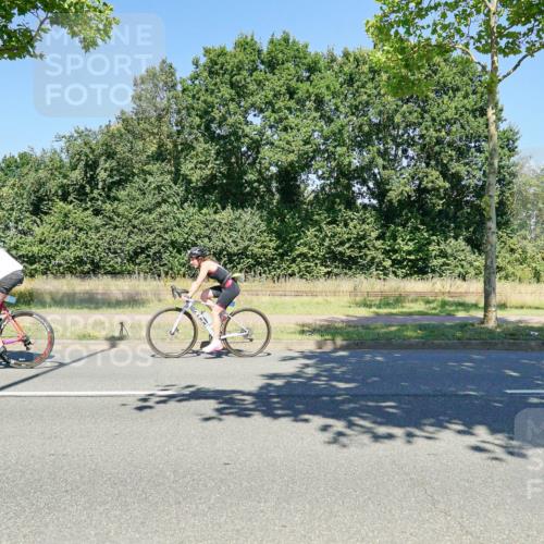 09.08.2026 - GEWOBA Citytriathlon Bremen Michael Burmester http://msf.ph/oto/9962461 09.08.2026 14:26:58 Radfahren 59, 156, 170, 427, 475, 484, 504 meine-sportfotos.de