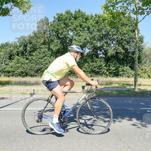 09.08.2026 - GEWOBA Citytriathlon Bremen Michael Burmester http://msf.ph/oto/9962469 09.08.2026 14:27:12 Radfahren 1, 59, 156, 427, 447, 461 meine-sportfotos.de