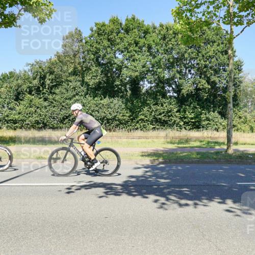 09.08.2026 - GEWOBA Citytriathlon Bremen Michael Burmester http://msf.ph/oto/9962488 09.08.2026 14:28:05 Radfahren 67, 72, 177, 251, 331, 444 meine-sportfotos.de