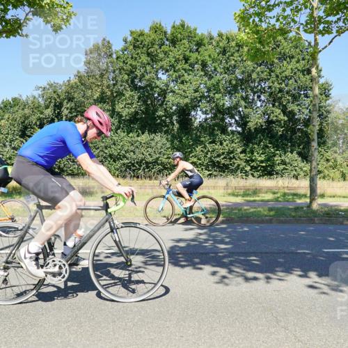 09.08.2026 - GEWOBA Citytriathlon Bremen Michael Burmester http://msf.ph/oto/9962497 09.08.2026 14:28:16 Radfahren 41, 67, 72, 85, 100, 113, 119 meine-sportfotos.de