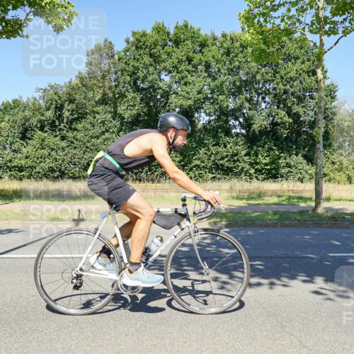 09.08.2026 - GEWOBA Citytriathlon Bremen Michael Burmester http://msf.ph/oto/9962501 09.08.2026 14:28:25 Radfahren 41, 77, 85, 100, 113, 119, 168 meine-sportfotos.de