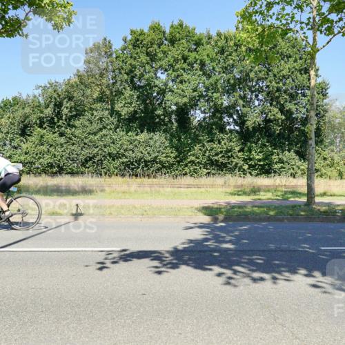 09.08.2026 - GEWOBA Citytriathlon Bremen Michael Burmester http://msf.ph/oto/9962511 09.08.2026 14:28:50 Radfahren 13, 33, 50, 68, 84, 109, 114, 124, 129, 150, 155, 350, 498 meine-sportfotos.de