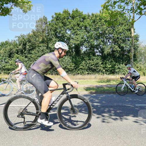 09.08.2026 - GEWOBA Citytriathlon Bremen Michael Burmester http://msf.ph/oto/9962512 09.08.2026 14:28:51 Radfahren 13, 33, 50, 68, 71, 84, 97, 109, 114, 124, 129, 150, 155, 350, 498 meine-sportfotos.de