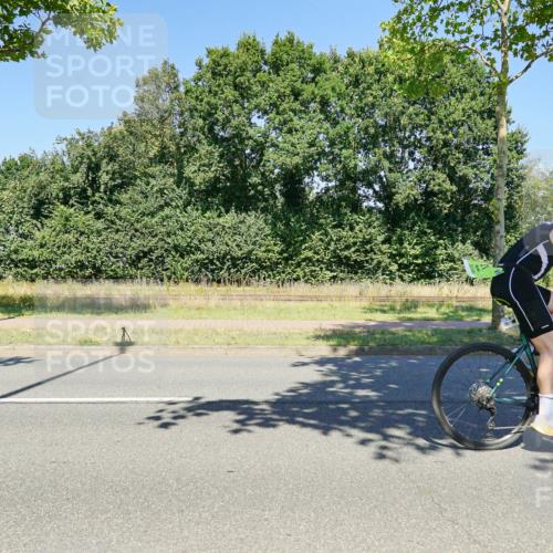 09.08.2026 - GEWOBA Citytriathlon Bremen Michael Burmester http://msf.ph/oto/9962520 09.08.2026 14:28:58 Radfahren 13, 33, 46, 68, 71, 84, 97, 109, 114, 117, 124, 129, 150, 162, 350, 498 meine-sportfotos.de