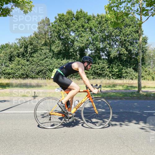 09.08.2026 - GEWOBA Citytriathlon Bremen Michael Burmester http://msf.ph/oto/9962525 09.08.2026 14:29:08 Radfahren 13, 33, 46, 68, 71, 84, 97, 117, 129, 150, 154, 162 meine-sportfotos.de