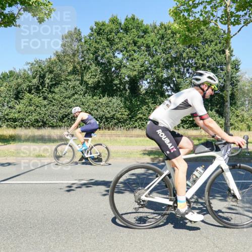 09.08.2026 - GEWOBA Citytriathlon Bremen Michael Burmester http://msf.ph/oto/9962551 09.08.2026 14:29:56 Radfahren 164, 418, 469, 512 meine-sportfotos.de