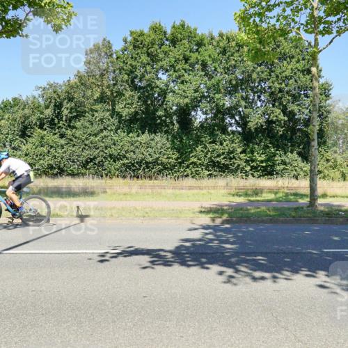 09.08.2026 - GEWOBA Citytriathlon Bremen Michael Burmester http://msf.ph/oto/9962591 09.08.2026 14:31:10 Radfahren 98, 99, 125, 353 meine-sportfotos.de