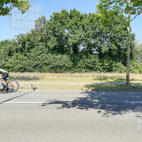 09.08.2026 - GEWOBA Citytriathlon Bremen Michael Burmester http://msf.ph/oto/9962616 09.08.2026 14:32:10 Radfahren 21, 111, 126, 134, 254 meine-sportfotos.de