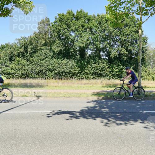 09.08.2026 - GEWOBA Citytriathlon Bremen Michael Burmester http://msf.ph/oto/9962640 09.08.2026 14:32:56 Radfahren 9, 38, 148, 257, 302, 349 meine-sportfotos.de