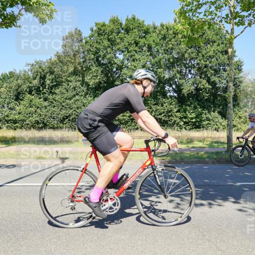09.08.2026 - GEWOBA Citytriathlon Bremen Michael Burmester http://msf.ph/oto/9962646 09.08.2026 14:33:04 Radfahren 9, 19, 38, 148, 257, 302, 349, 354 meine-sportfotos.de