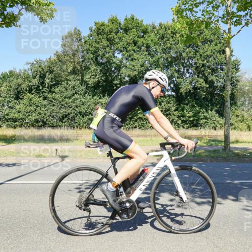 09.08.2026 - GEWOBA Citytriathlon Bremen Michael Burmester http://msf.ph/oto/9962653 09.08.2026 14:33:19 Radfahren 17, 86, 158, 179, 180, 265, 354, 395 meine-sportfotos.de