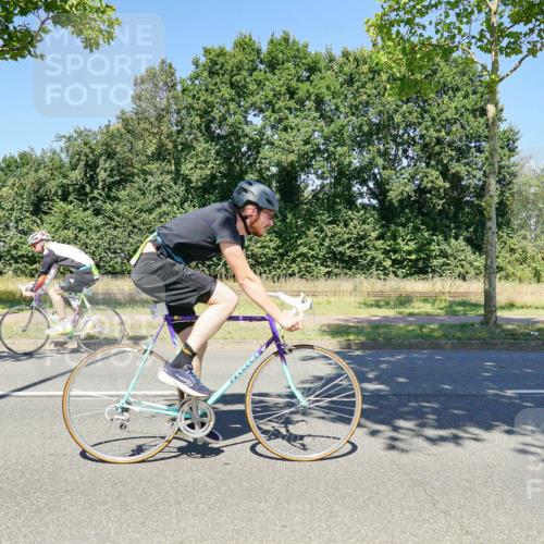 09.08.2026 - GEWOBA Citytriathlon Bremen Michael Burmester http://msf.ph/oto/9962656 09.08.2026 14:33:22 Radfahren 17, 86, 158, 179, 180, 265, 395 meine-sportfotos.de