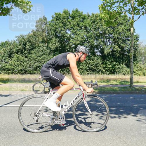 09.08.2026 - GEWOBA Citytriathlon Bremen Michael Burmester http://msf.ph/oto/9962659 09.08.2026 14:33:26 Radfahren 17, 86, 158, 179, 180, 232, 263, 265, 308, 395 meine-sportfotos.de